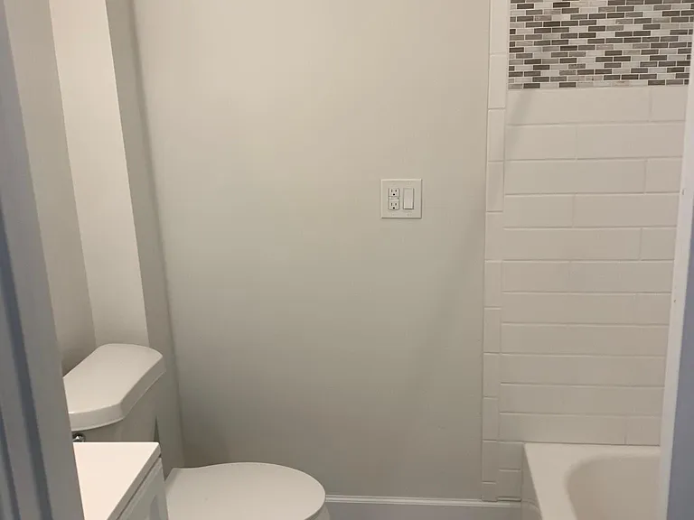 101 E Gaston St #6A — Photo 5