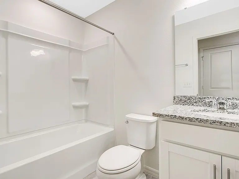 1460 Mirabella Cir — Photo 17