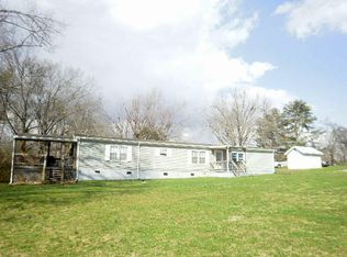 18 Tennessee Stone Rd, Crossville, TN 38555