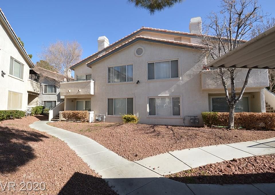 1st image of 3062 Tarpon Dr Unit 202