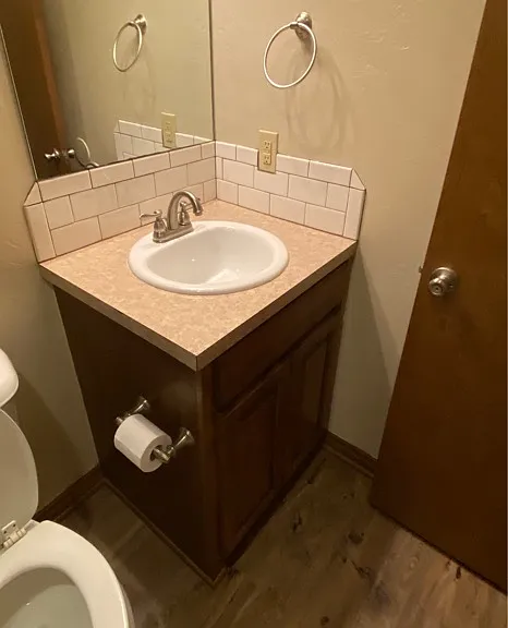 408 Boston St — Photo 23