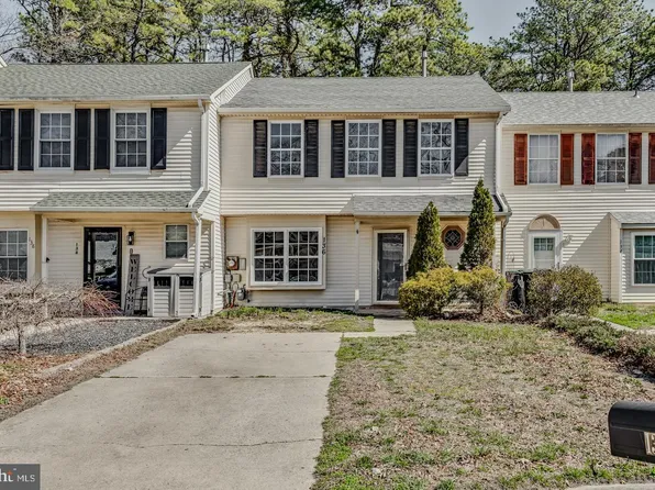 136 Fenway Ave, Atco, NJ 08004