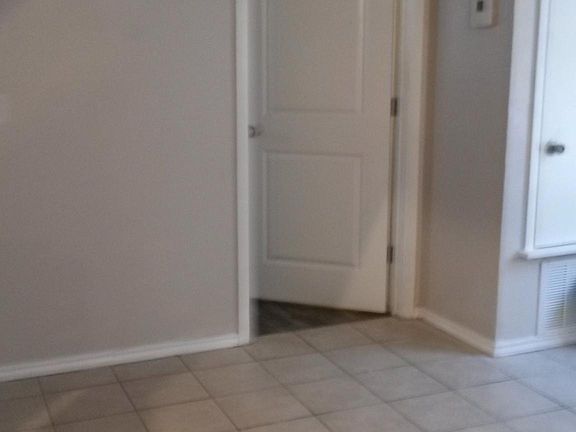 5th image of 4209 Pine St