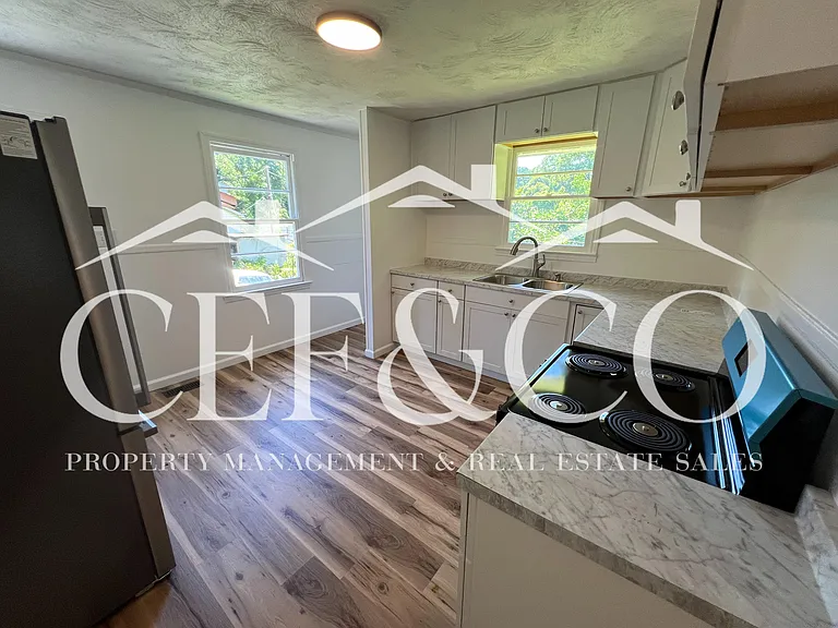 228 Caulder Cir — Photo 6