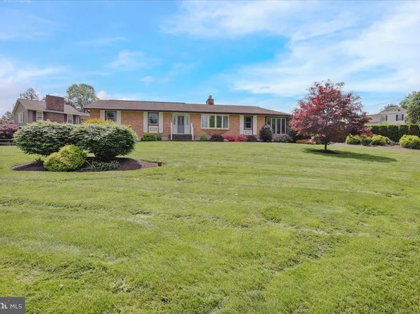 15 Galen Ave, Wernersville, PA 19565