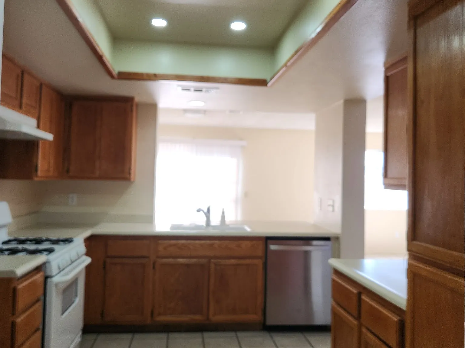 2 bed, 2.5 bath, 1250 sqft, $3,095 — Photo 3