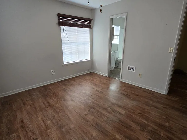 19 W Grady St #1 — Photo 10