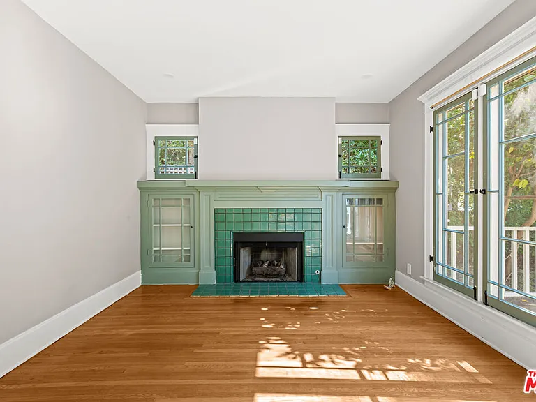 1441 N Ogden Dr — Photo 12