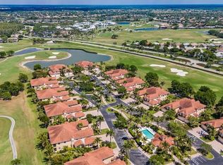 8637 Champions Point #902, Naples, FL 34113