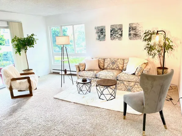 934 Peninsula Ave APT 306, San Mateo, CA 94401