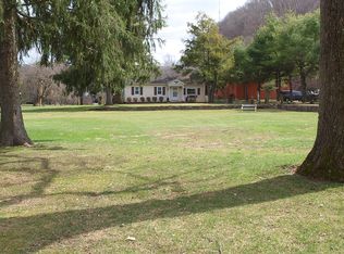 9 Lodi Hill Rd, Upper Black Eddy, PA 18972