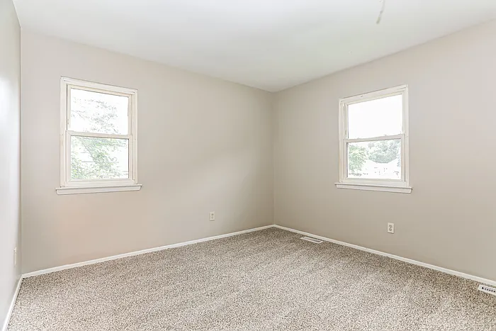 8 Lasonia Way — Photo 14