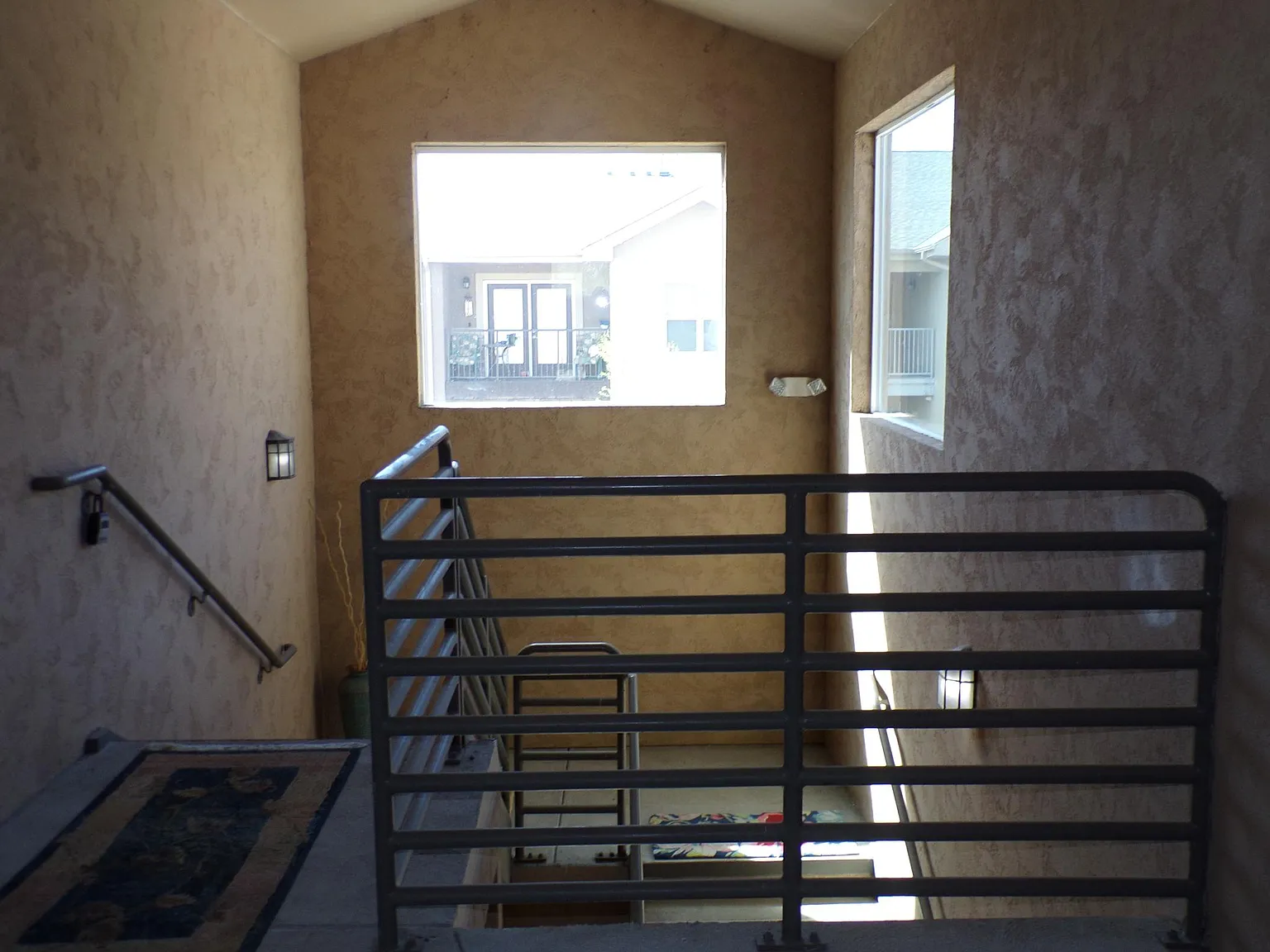 2 bed, 920 sqft, $1,750 — Photo 4