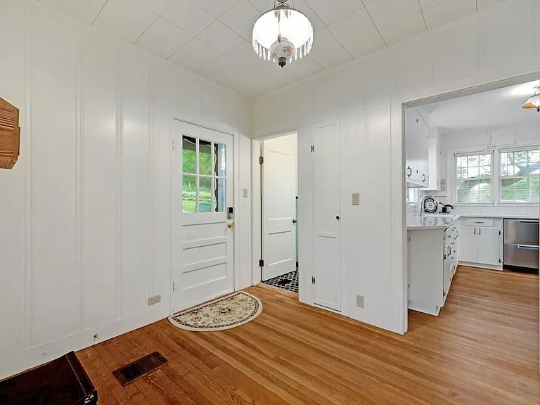 119 River Pl — Photo 12