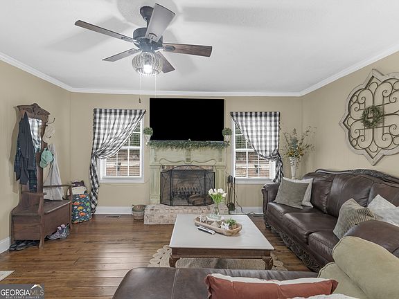 3rd image of 120 Ellerbee Lake Rd