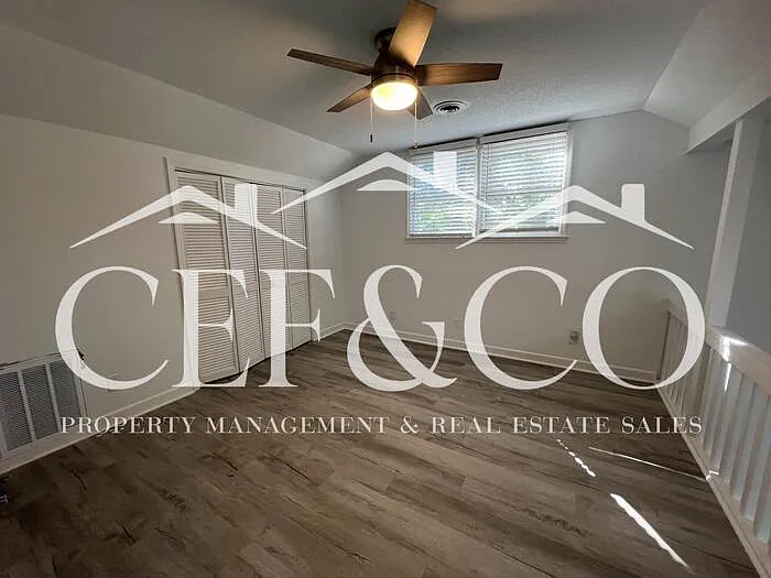 113 Inwood Ct — Photo 17