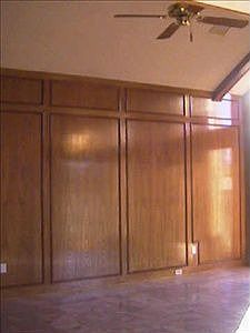 1st image of 412 Creekside Dr