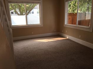 809 N Shaver St, Portland, OR 97227