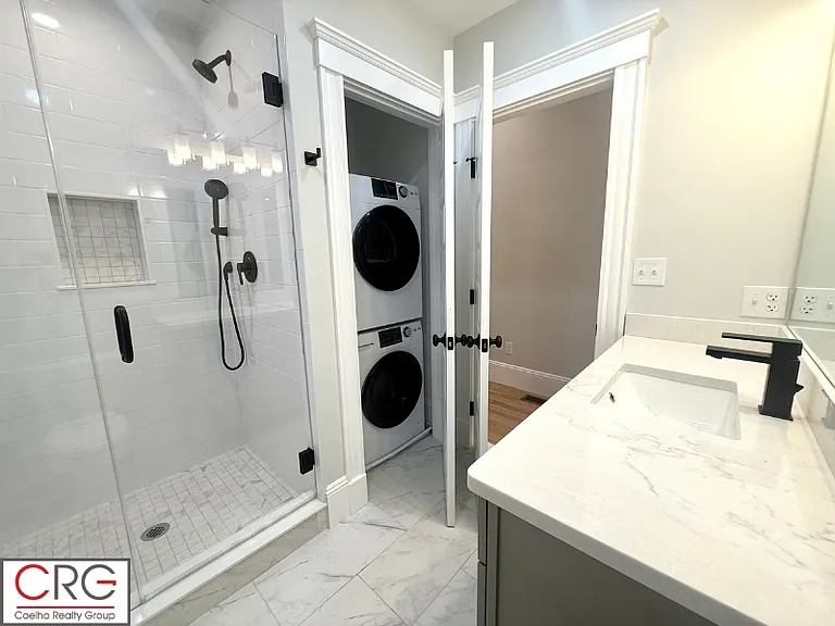 170 Webster Ave #1 — Photo 21