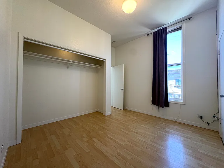 2903 Mission St #3 — Photo 12