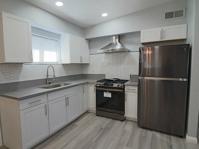 4831 Nebraska Ave — Photo 7