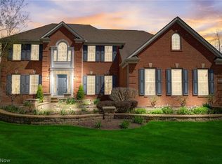7365 Capilano Dr, Solon, OH 44139