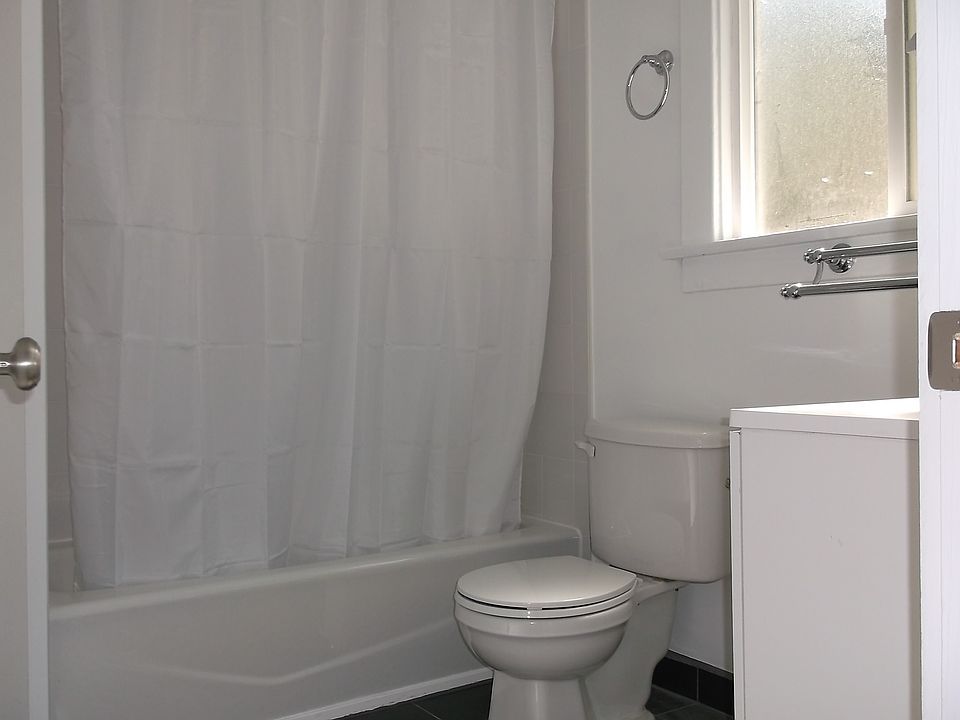 1st image of 1824 Camden Ave
