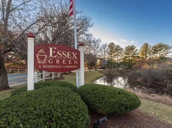 43 Essex Green Ln Unit 43, Peabody, MA 01960