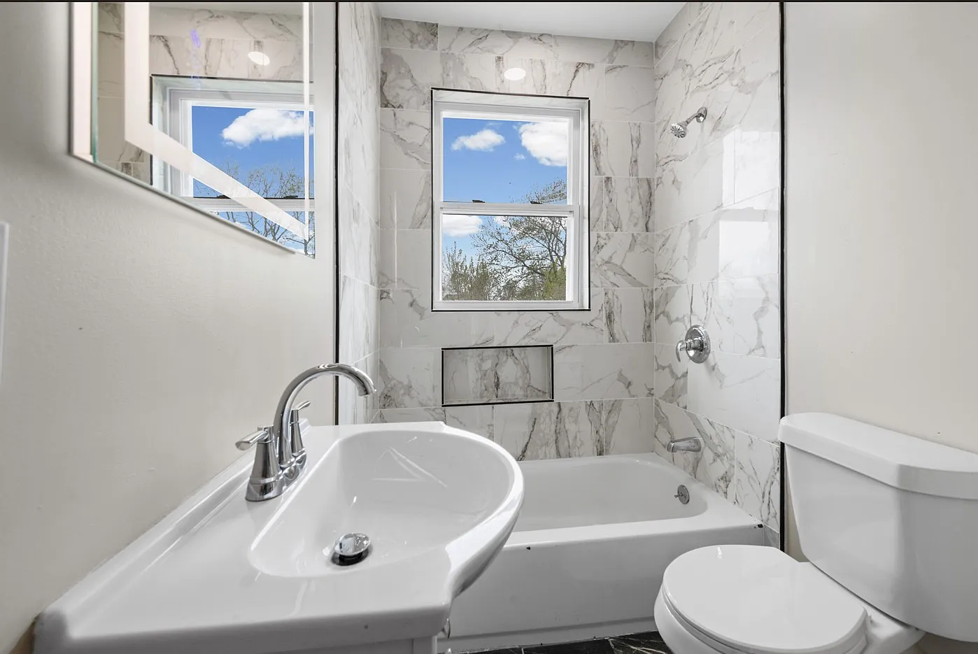 2 bed, 700 sqft, $1,100 — Photo 4