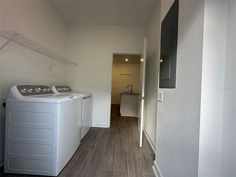 3118 Addison Blvd — Photo 24