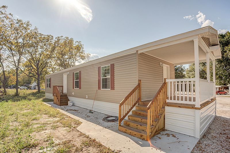 1st image of 766 Wall St Lot 5