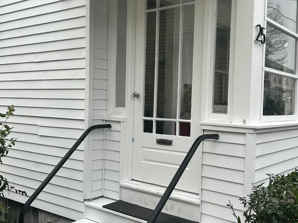 25 Cliff St, Malden, MA 02148