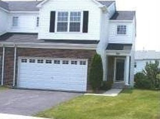 600 Benton Rd, Lake Villa, IL 60046