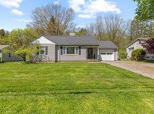 10 S Ten Eyck Ave, Cazenovia, NY 13035