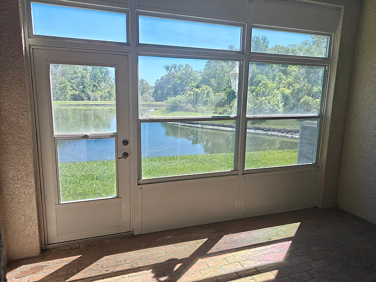 1050 Sleepy Oak Dr — Photo 5