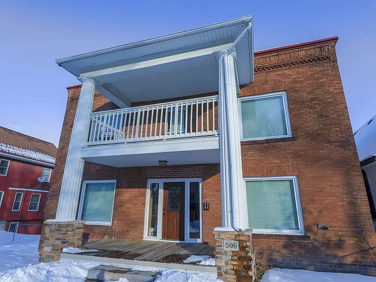 506 Newton Ave North — Photo 12