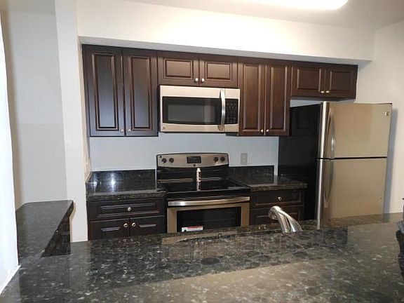 5th image of 815 W Boynton Beach Blvd APT 8105