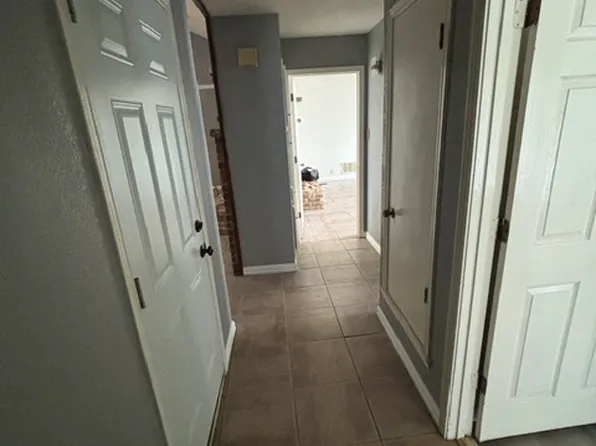 311 Lake Park Rd, Lewisville, TX 75057