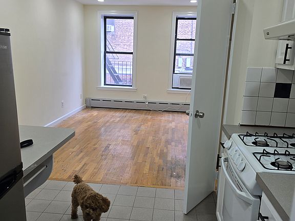 5th image of 407 W 39th St #W3d