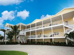 1020 Sun North Dr #SEA-104B, Sarasota, FL 34242