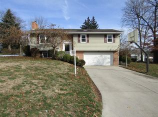 524 Newford Dr, Bellefontaine, OH 43311