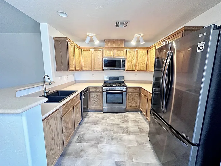 6680 Abruzzi Dr #103 — Photo 10