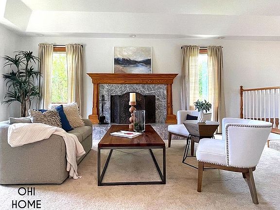 3rd image of 841 N Mesa Dr