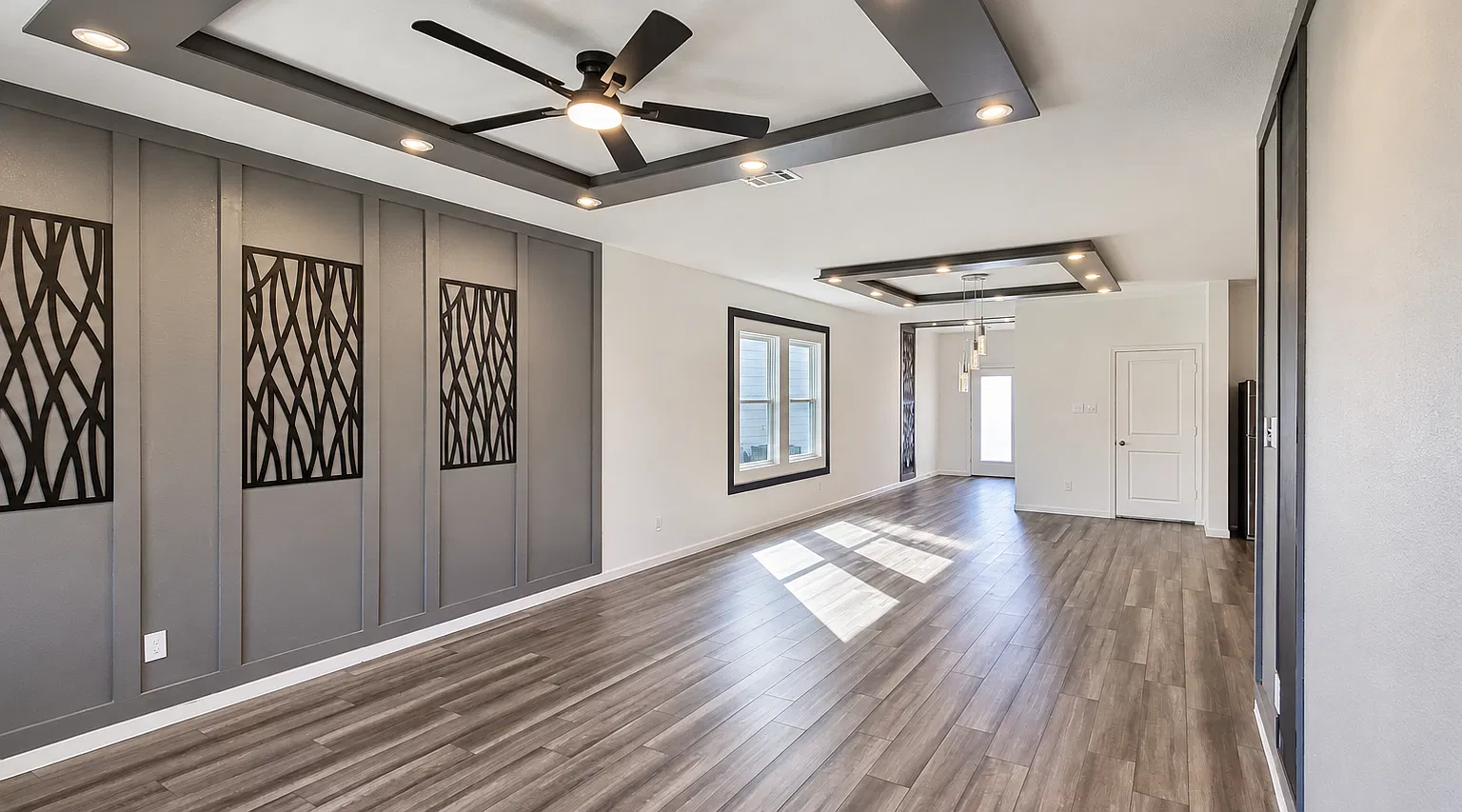 5 bed, 2776 sqft, $2,745 — Photo 4