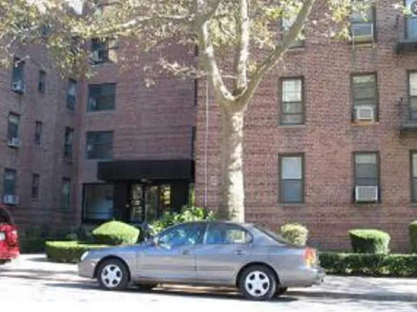 2285 Bragg Street image 1 of 1