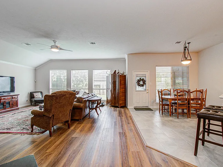 17611 Emerald Garden Ln — Photo 8