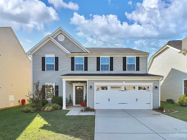 3423 Canyon Live Oak Ct, Gastonia, NC 28056