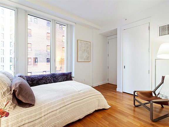 5th image of 15 William St APT 12A