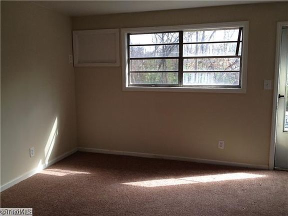 3rd image of 1904 Ryan St