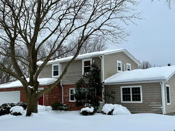 6330 Lexington Rd, Girard, PA 16417